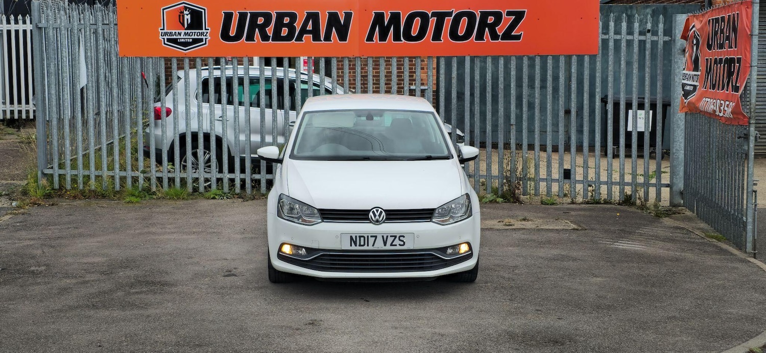 Used Volkswagen Polo 2017 for sale - 76138476: Photo 2