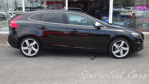 Used Volvo V40 2016 for sale - 75275900: Photo 28