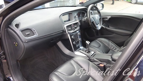 Used Volvo V40 2016 for sale - 75275900: Photo 46