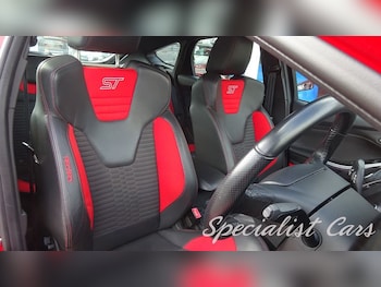 Used Ford Focus 2015 for sale - 77703810: Photo