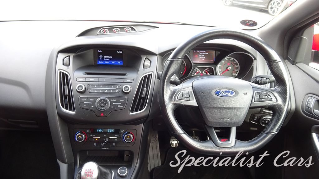 Used Ford Focus 2015 for sale - 77703810: Photo 8