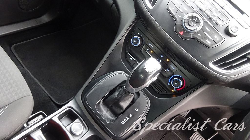 Used Ford Grand C-Max 2016 for sale - 76210396: Photo 3