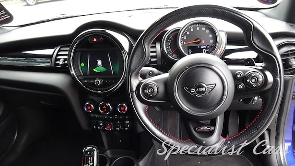 Used MINI Hatch 2018 for sale - 76210440: Photo 8