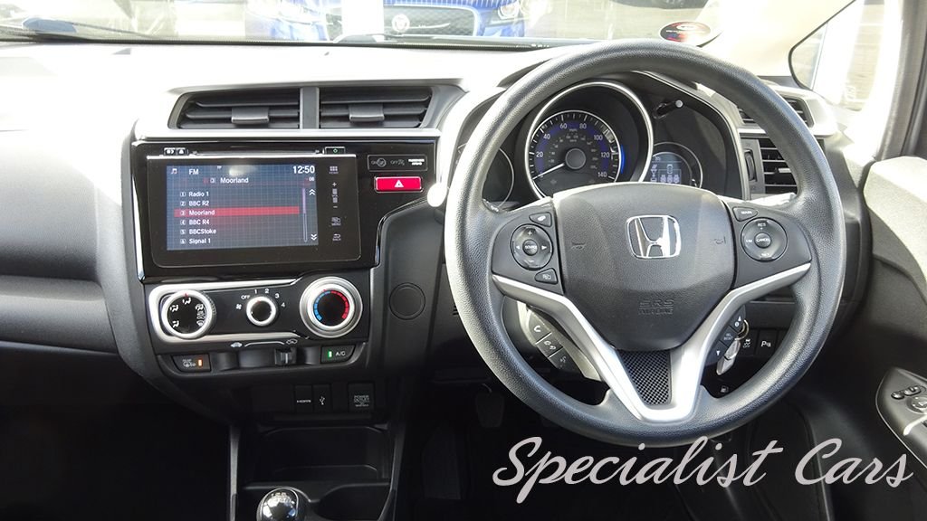 Used Honda Jazz 2016 for sale - 76118803: Photo 15