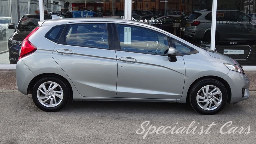 Used Honda Jazz 2016 for sale - 76118803: Photo 25