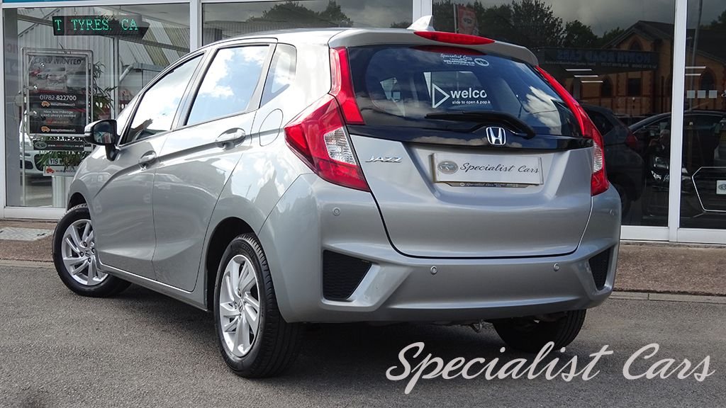 Used Honda Jazz 2016 for sale - 76118803: Photo 36