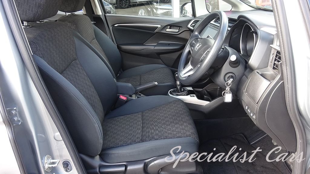 Used Honda Jazz 2016 for sale - 76118803: Photo 4
