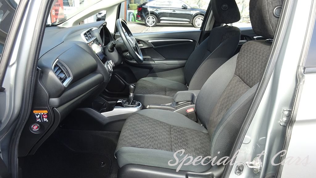 Used Honda Jazz 2016 for sale - 76118803: Photo 42