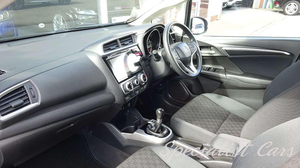 Used Honda Jazz 2016 for sale - 76118803: Photo 43