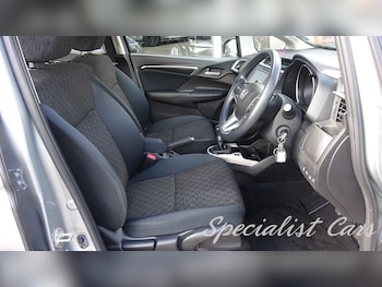 Used Honda Jazz 2016 for sale - 76118803: Photo 4