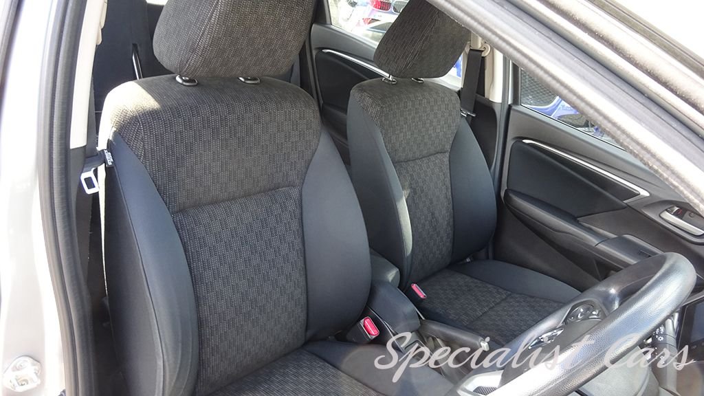Used Honda Jazz 2016 for sale - 76118803: Photo 5
