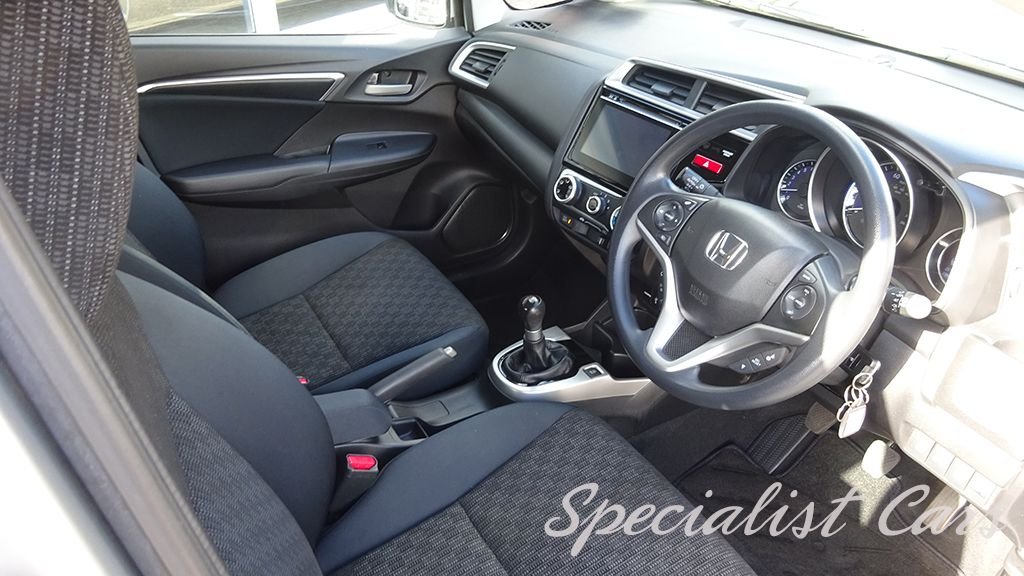 Used Honda Jazz 2016 for sale - 76118803: Photo 6