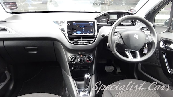 Used Peugeot 208 2017 for sale - 76163234: Photo 14