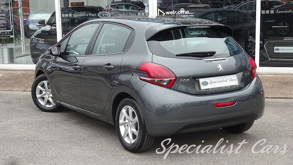 Used Peugeot 208 2017 for sale - 76163234: Photo 25