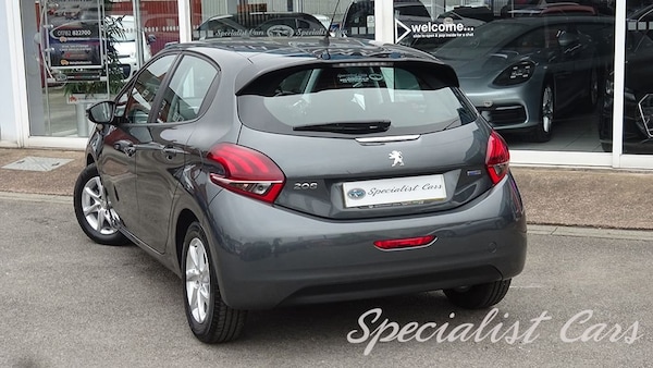Used Peugeot 208 2017 for sale - 76163234: Photo 26