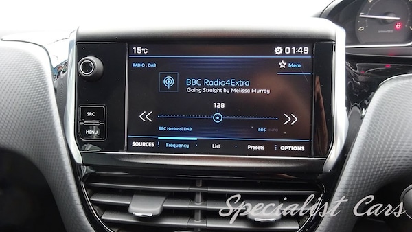 Used Peugeot 208 2017 for sale - 76163234: Photo 3