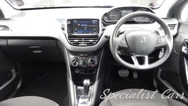 Used Peugeot 208 2017 for sale - 76163234: Photo 44