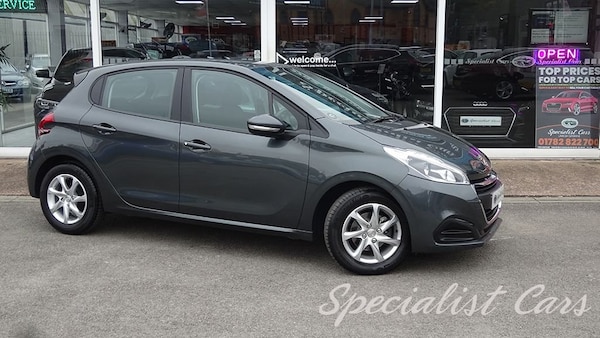 Used Peugeot 208 2017 for sale - 76163234: Photo 9