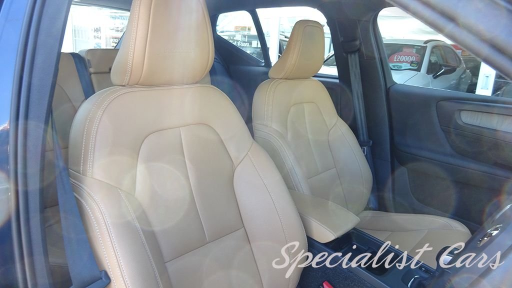 Used Volvo XC40 2019 for sale - 78167689: Photo 6