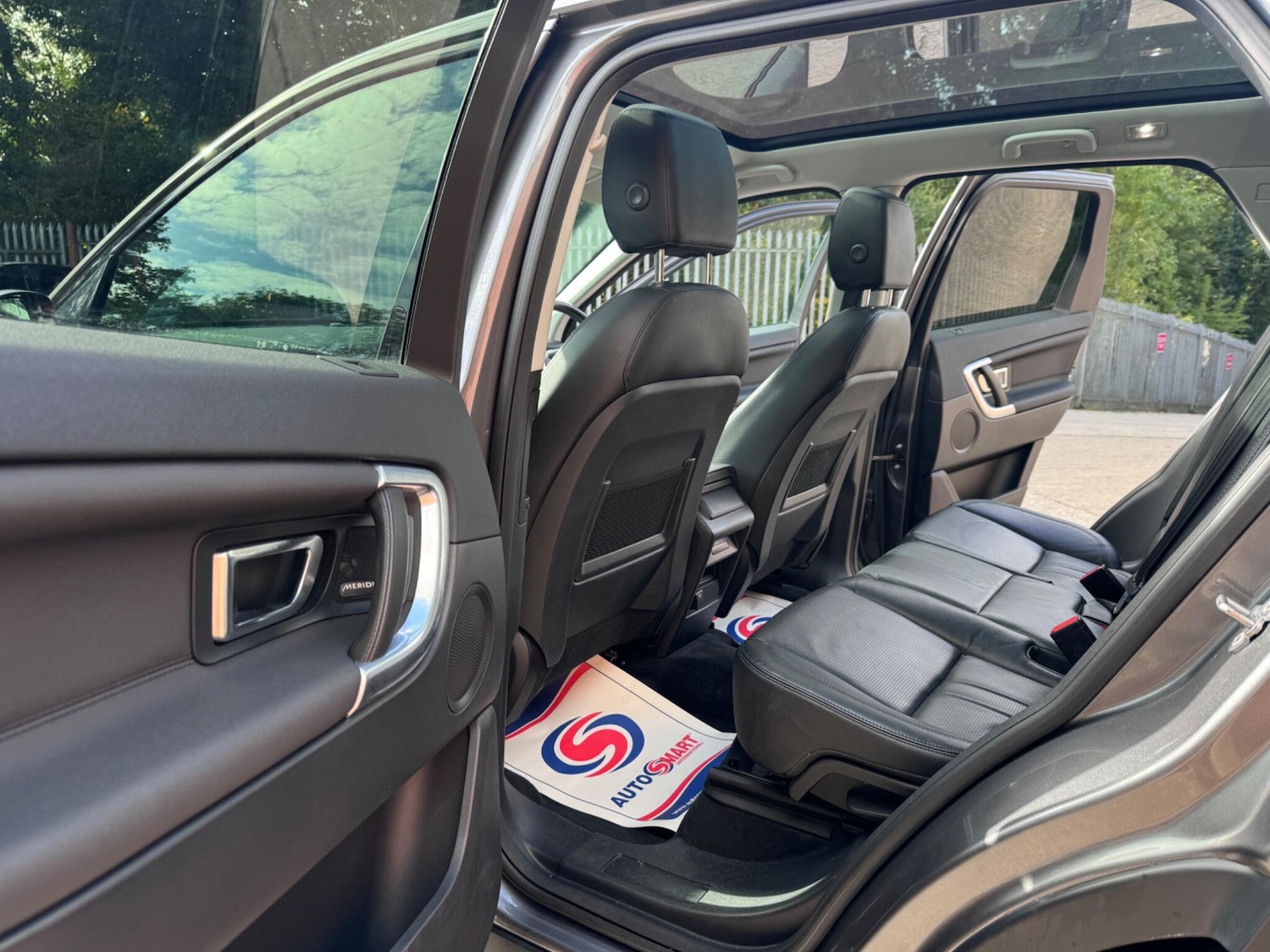 Used Land Rover Discovery Sport 2017 for sale - 76898420: Photo 23