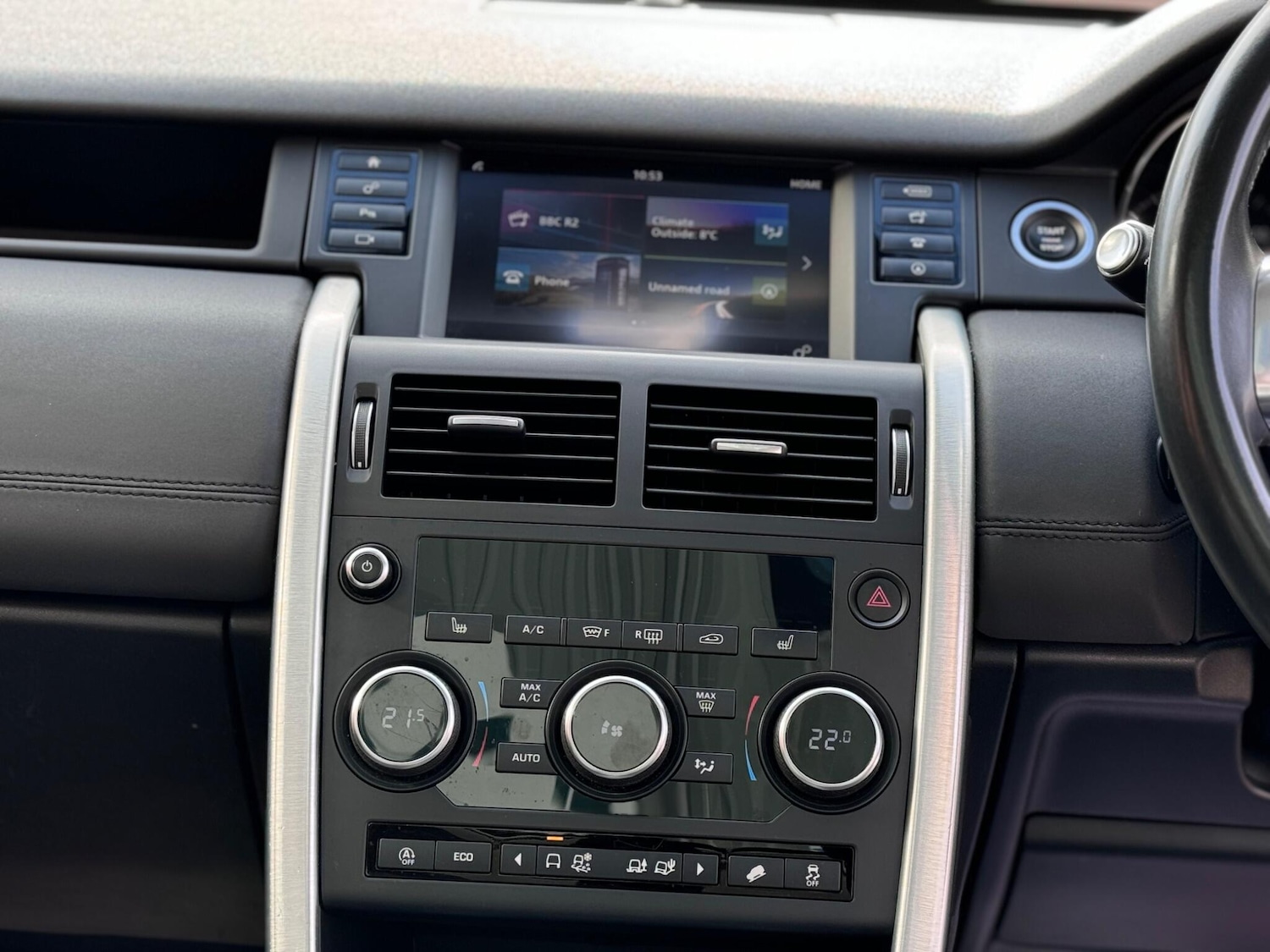 Used Land Rover Discovery Sport 2017 for sale - 76898420: Photo 25