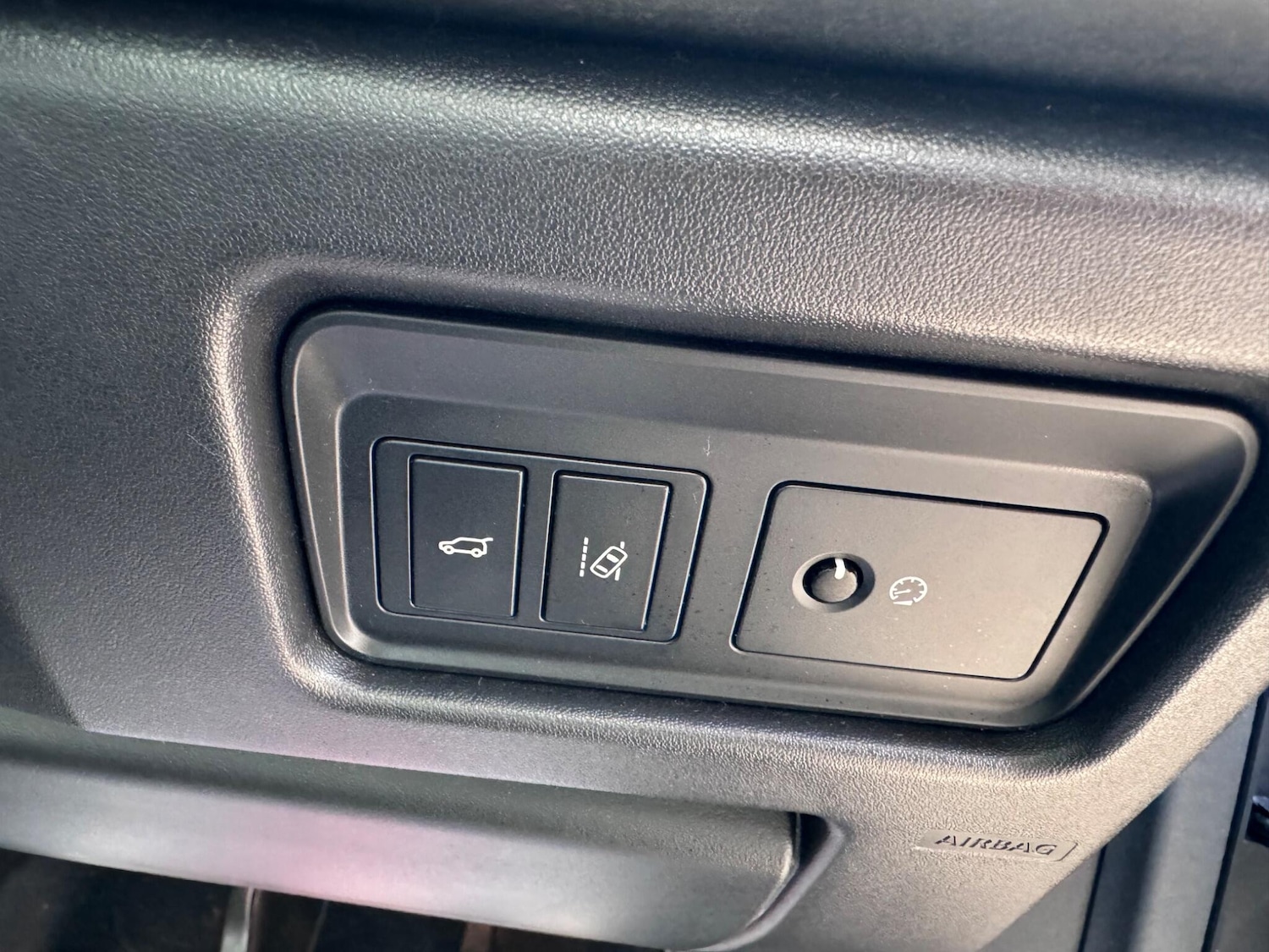 Used Land Rover Discovery Sport 2017 for sale - 76898420: Photo 33