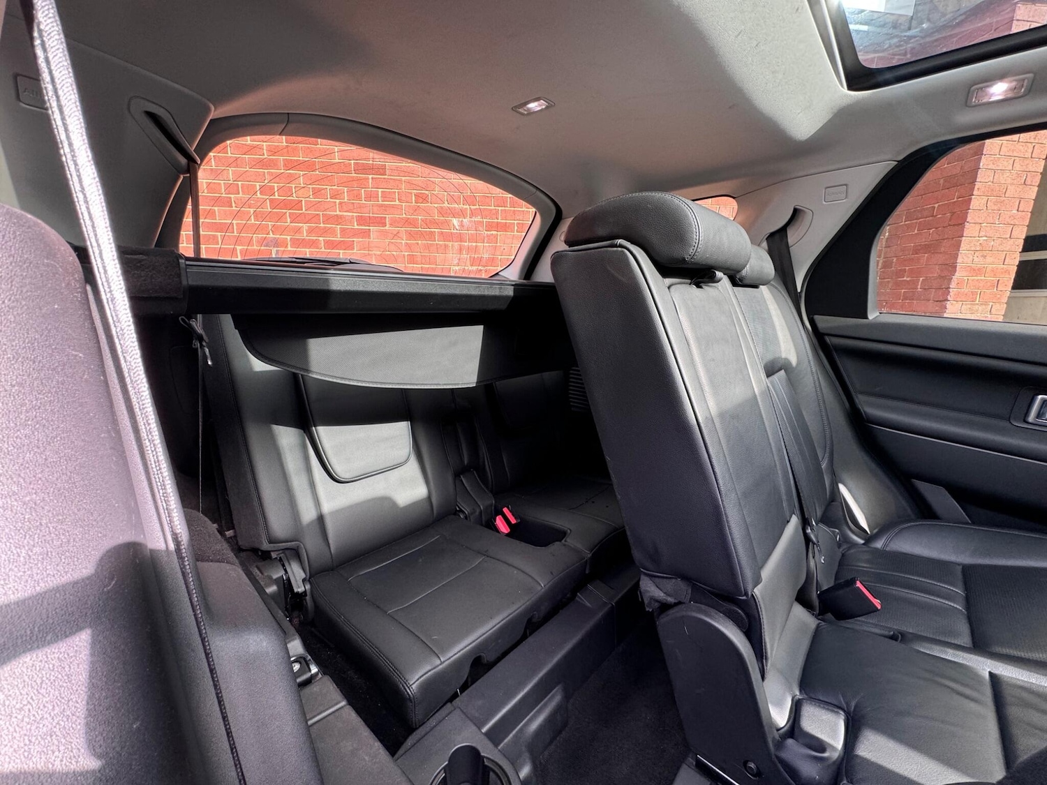 Used Land Rover Discovery Sport 2017 for sale - 76898420: Photo 36