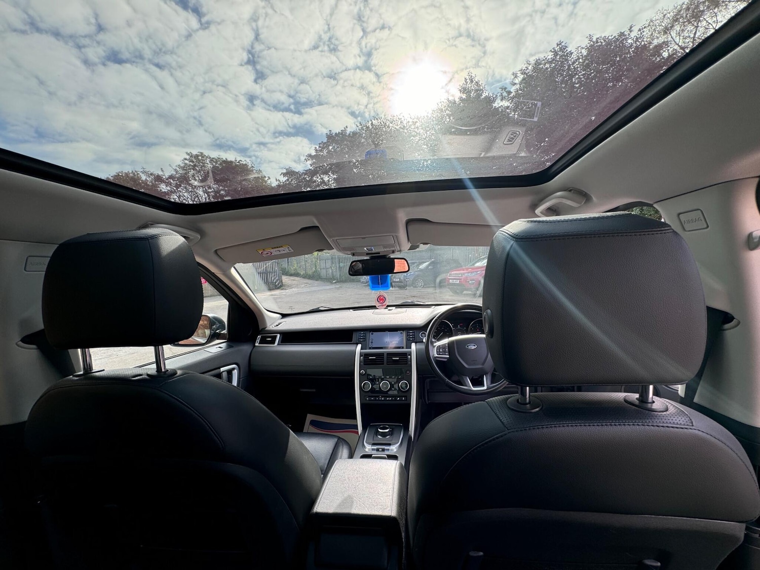 Used Land Rover Discovery Sport 2017 for sale - 76898420: Photo 37