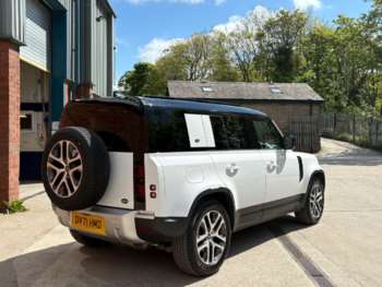 Used Land Rover Defender 110 2021 for sale - 74599255: Photo