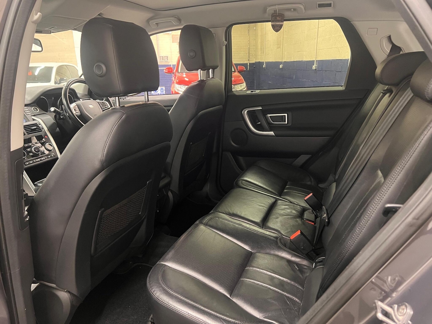 Used Land Rover Discovery Sport 2017 for sale - 76839447: Photo 14