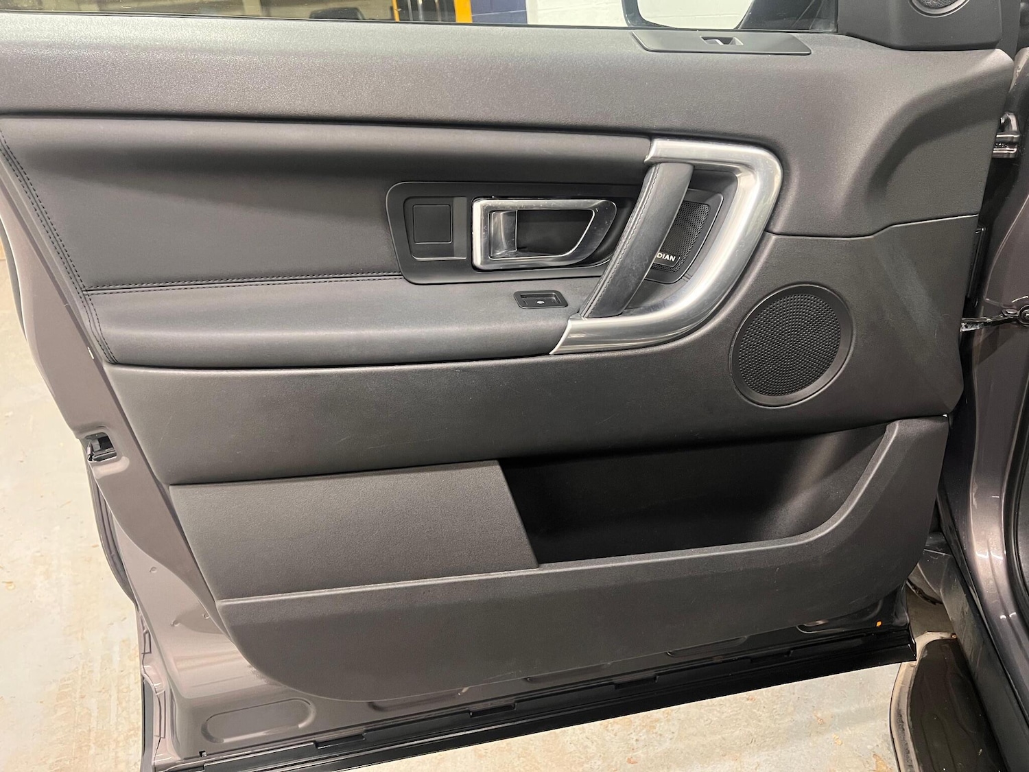 Used Land Rover Discovery Sport 2017 for sale - 76839447: Photo 21