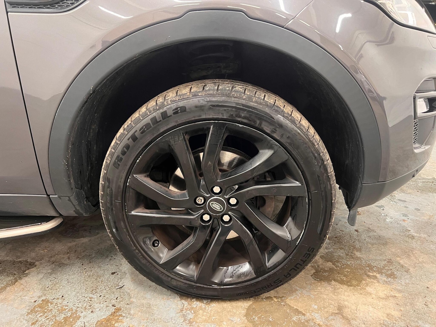 Used Land Rover Discovery Sport 2017 for sale - 76839447: Photo 22