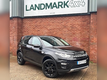 Used Land Rover Discovery Sport 2017 for sale - 76472993: Photo