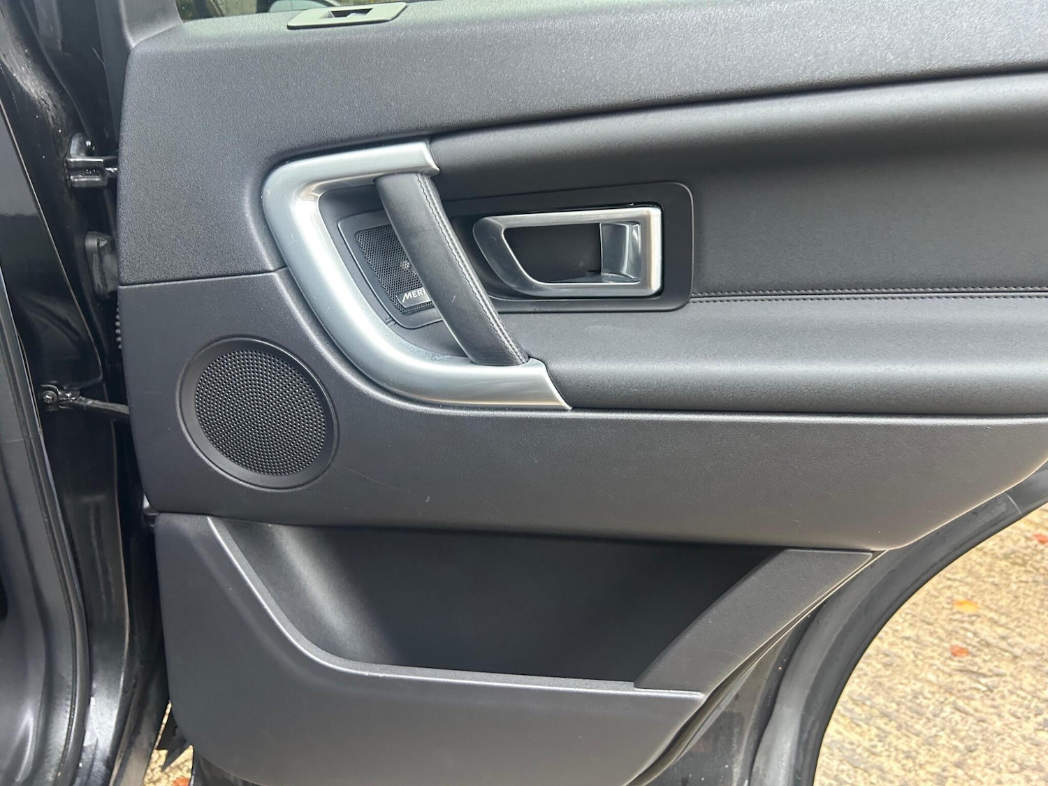 Used Land Rover Discovery Sport 2017 for sale - 76472993: Photo 28