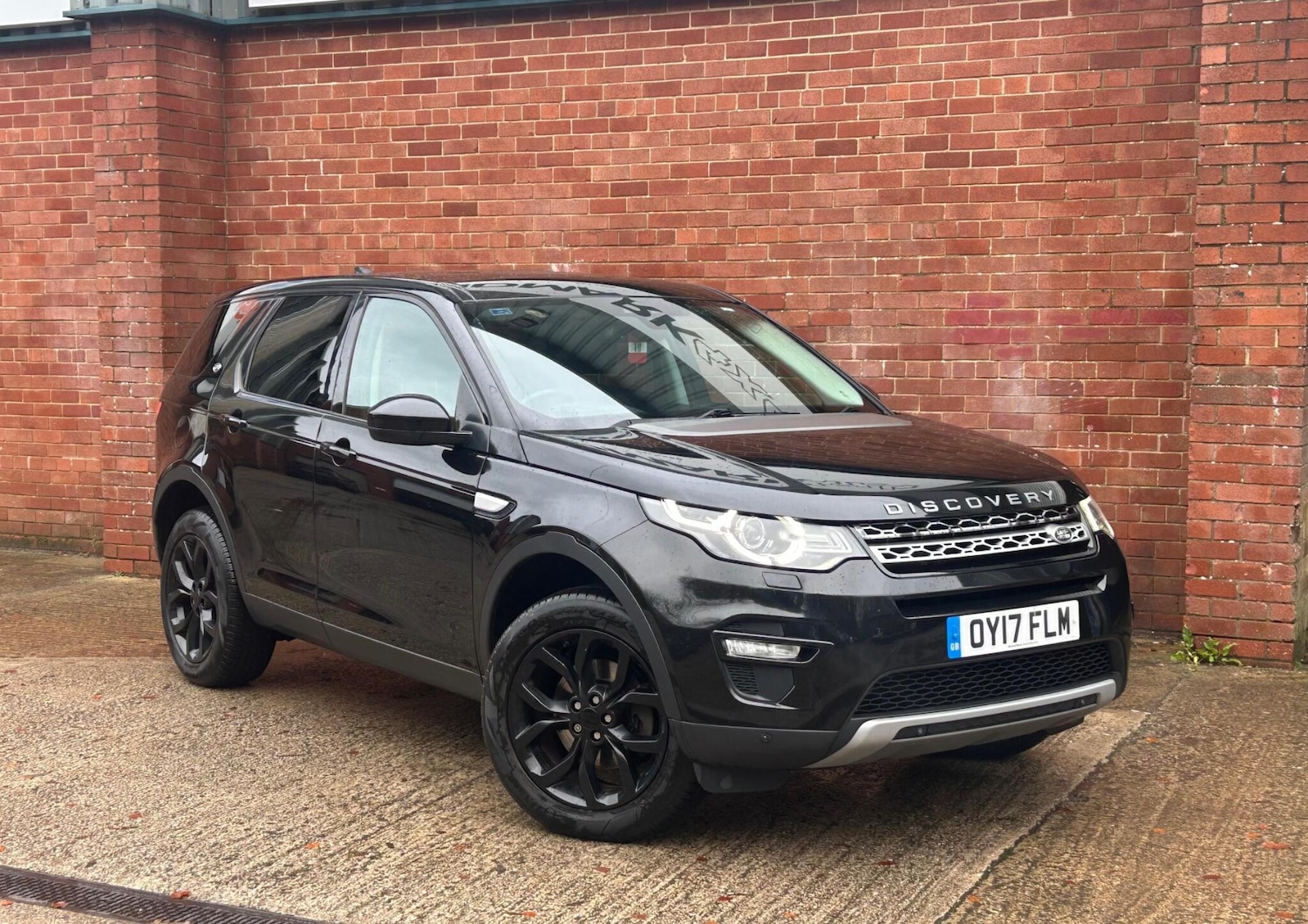 Used Land Rover Discovery Sport 2017 for sale - 76472993: Photo 3
