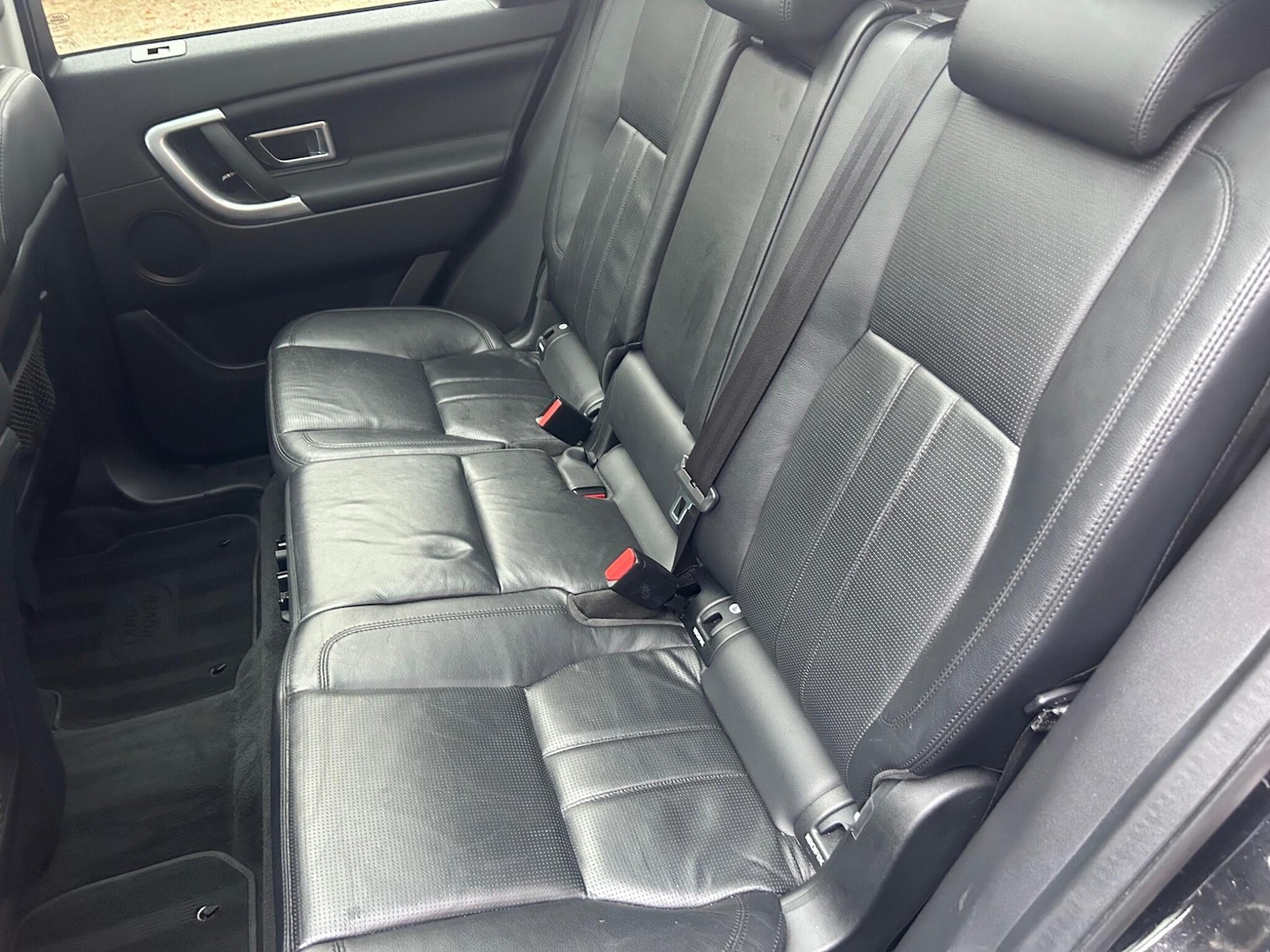 Used Land Rover Discovery Sport 2017 for sale - 76472993: Photo 30