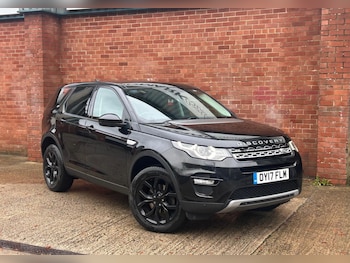 Used Land Rover Discovery Sport 2017 for sale - 76472993: Photo