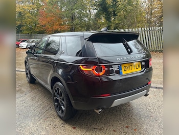 Used Land Rover Discovery Sport 2017 for sale - 76472993: Photo