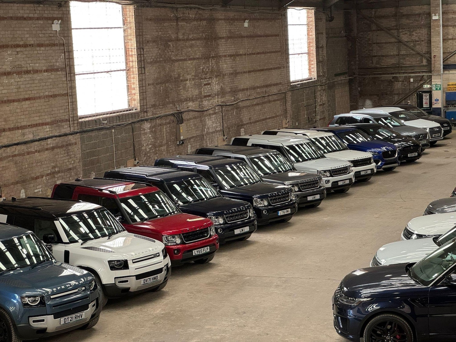 Used Land Rover Discovery Sport 2017 for sale - 76472993: Photo 50