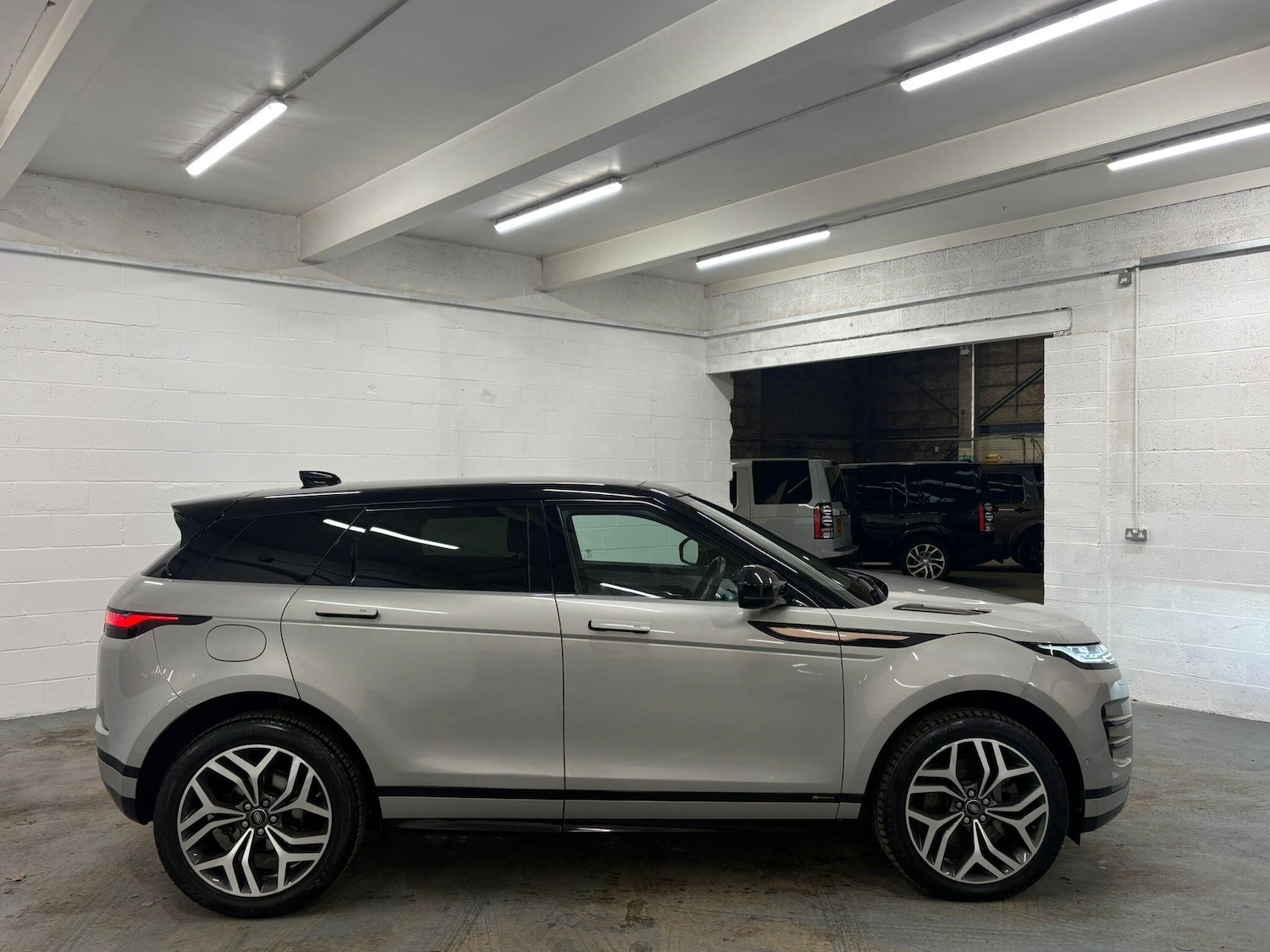 Used Land Rover Range Rover Evoque 2019 for sale - 77029435: Photo 8