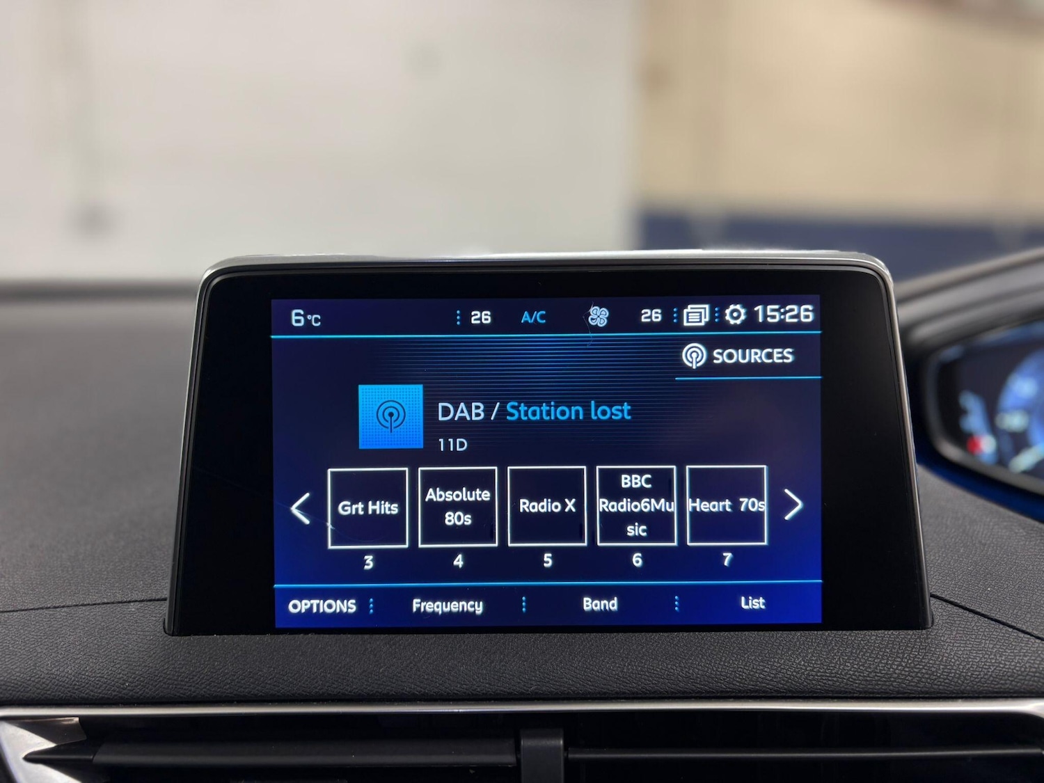 Used Peugeot 3008 2018 for sale - 76612733: Photo 24