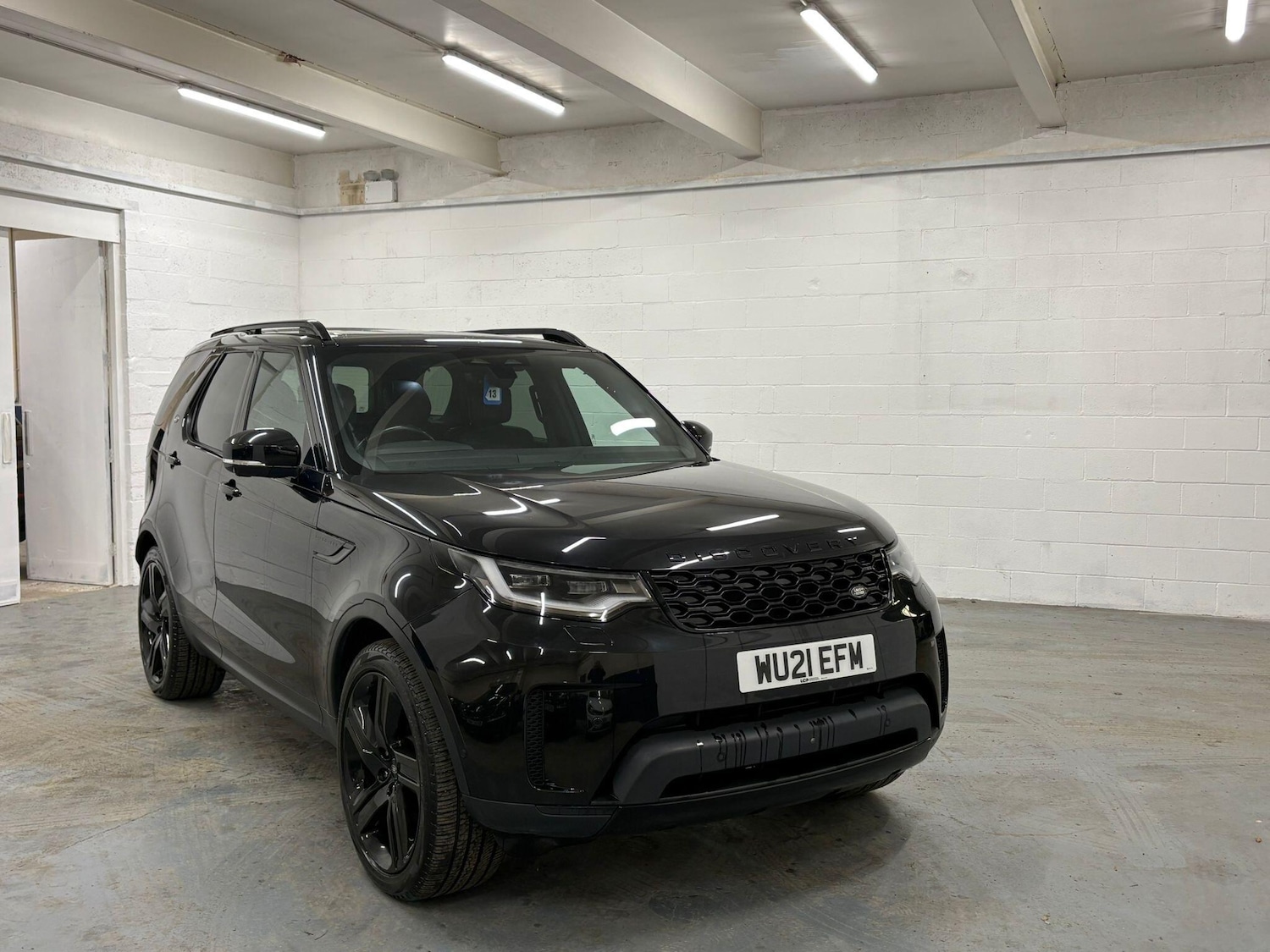 Used Land Rover Discovery 2021 for sale - 76657994: Photo 1