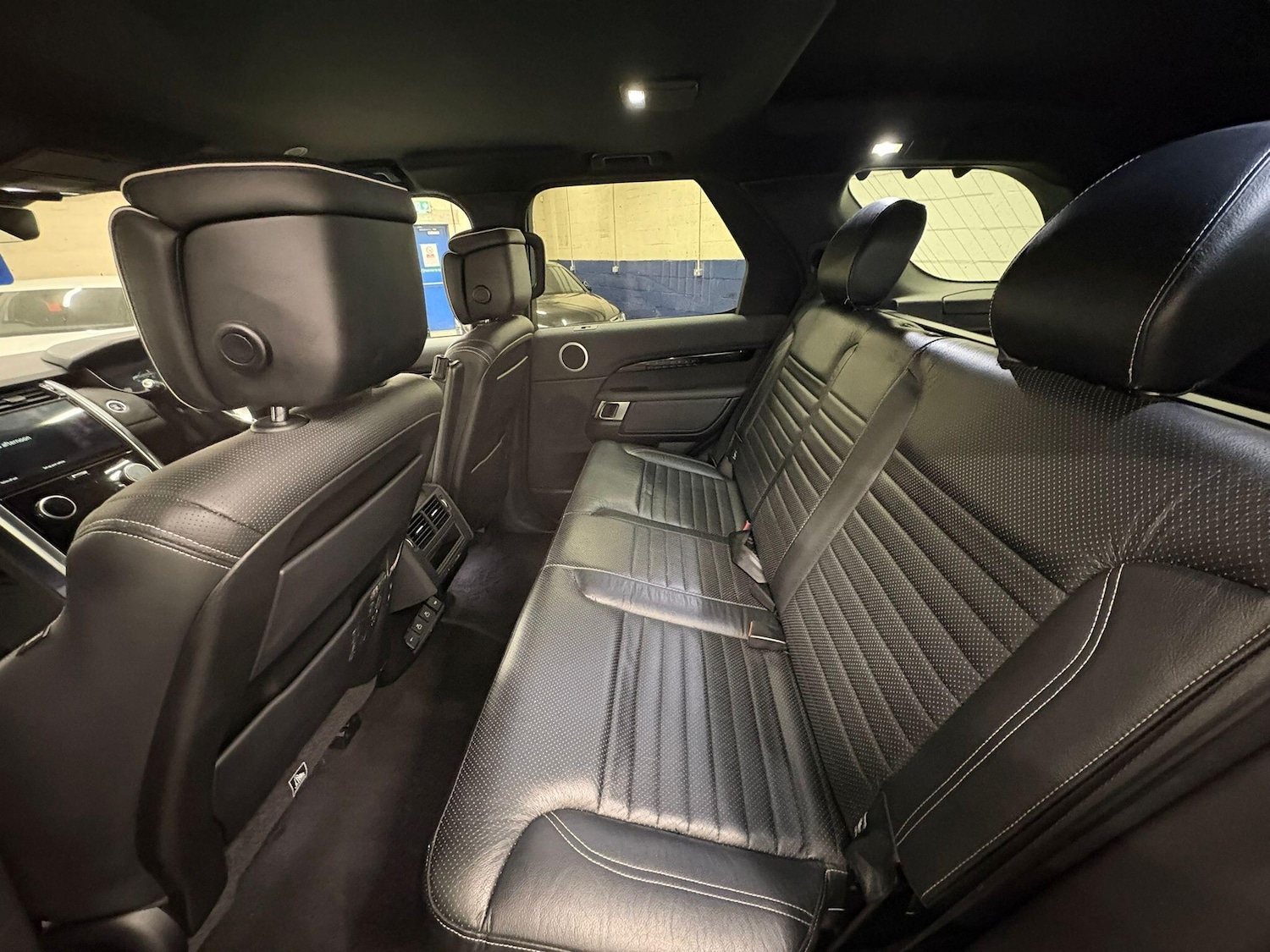 Used Land Rover Discovery 2021 for sale - 76657994: Photo 8