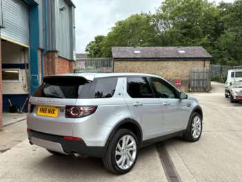 Used Land Rover Discovery Sport 2018 for sale - 75319296: Photo