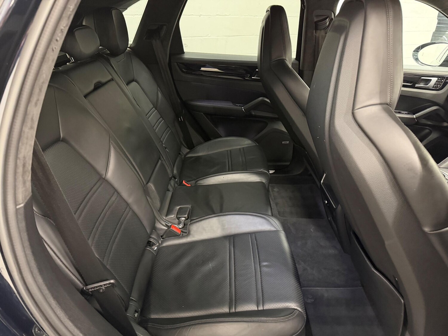 Used Porsche Cayenne 2018 for sale - 77192011: Photo 16