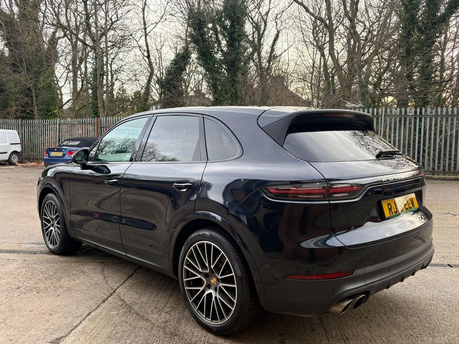 Used Porsche Cayenne 2018 for sale - 77192011: Photo 4