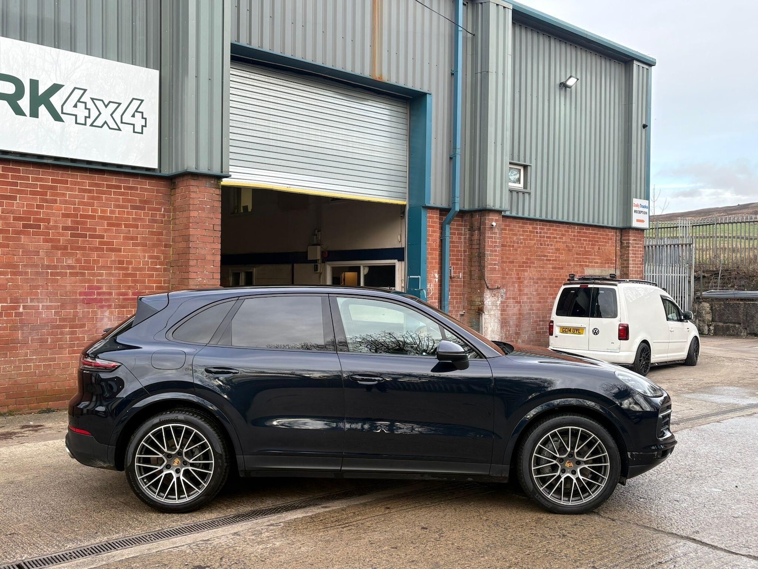 Used Porsche Cayenne 2018 for sale - 77192011: Photo 60