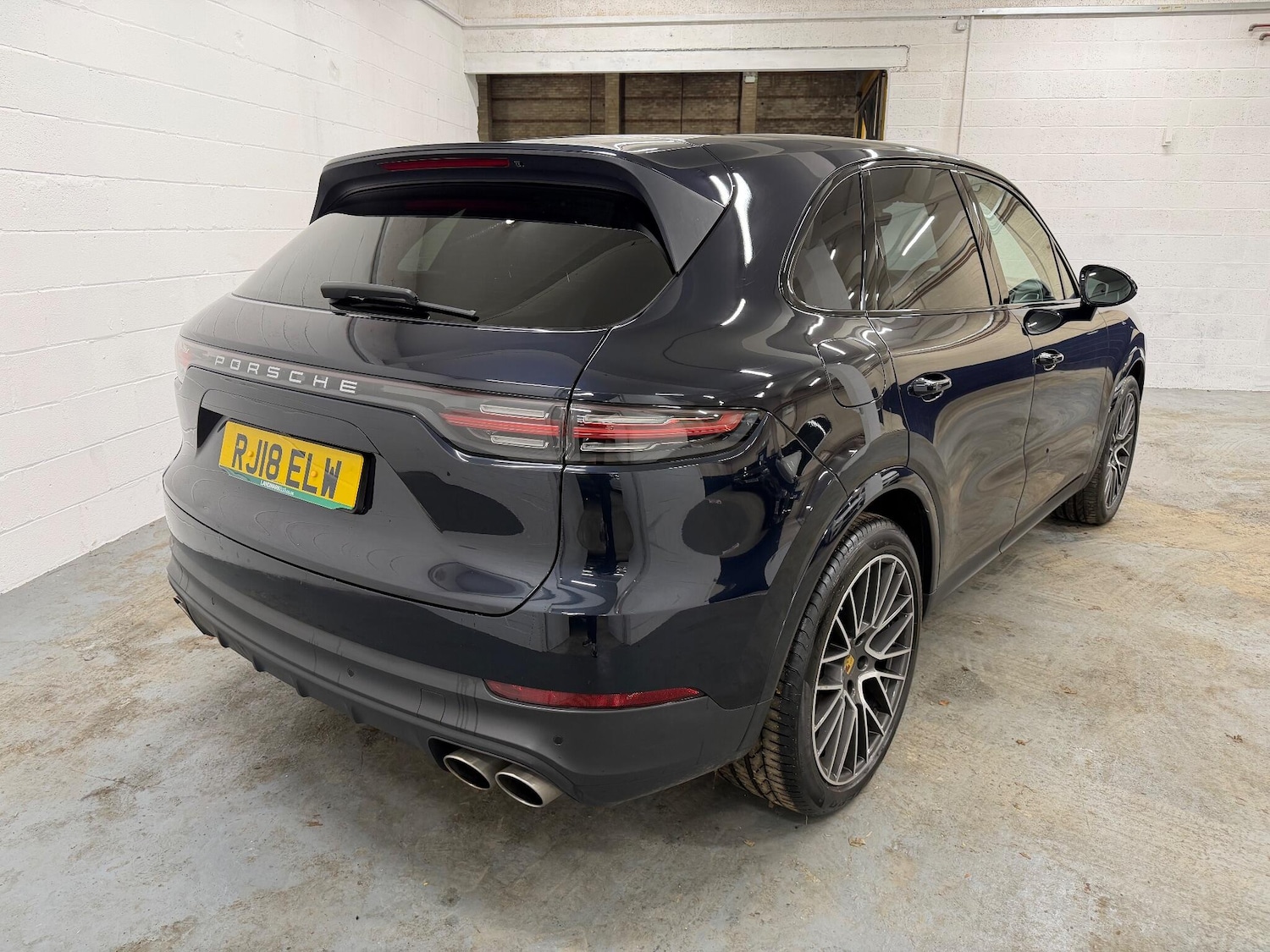 Used Porsche Cayenne 2018 for sale - 77192011: Photo 8