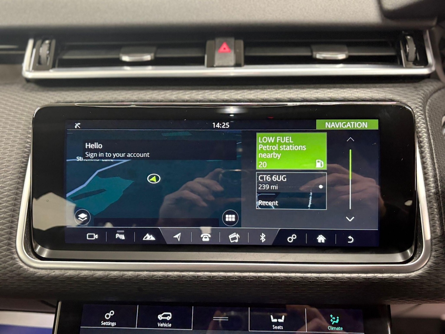 Used Land Rover Range Rover Velar 2017 for sale - 77131046: Photo 31