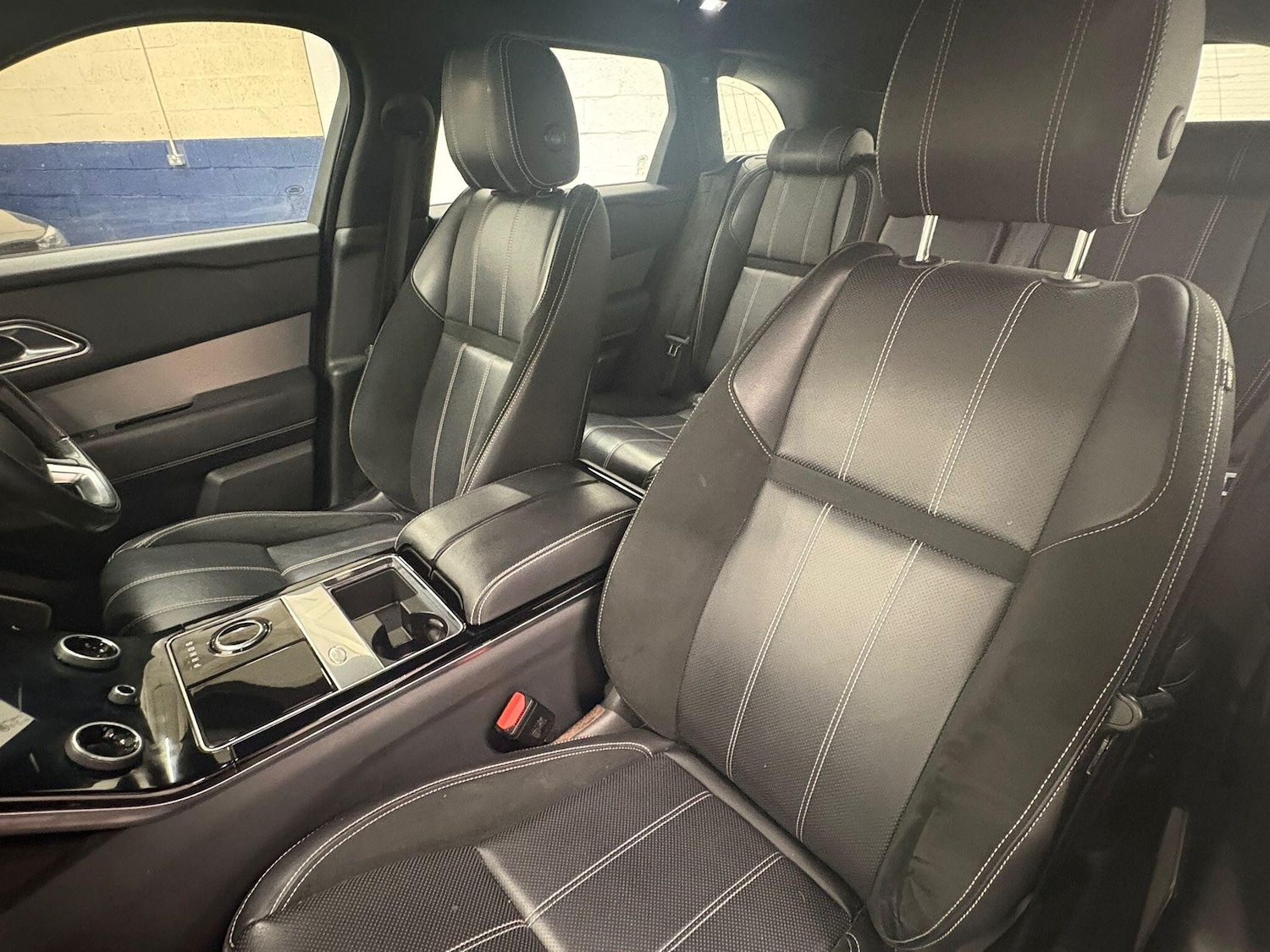 Used Land Rover Range Rover Velar 2017 for sale - 77131046: Photo 38